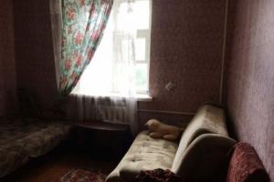 Продается 3-к квартира г.Пушкино мкр-н Заветы Ильича ул.Железнодорожная д.15 2/2 кирпичногшо дома, 12,7/14,5/16,3/9,СУР, есть балкон.